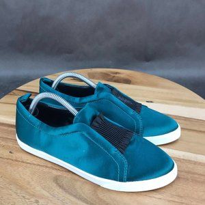 Max Studio Blue Pleated Slip On Sneakers Shoes Womens Size 6